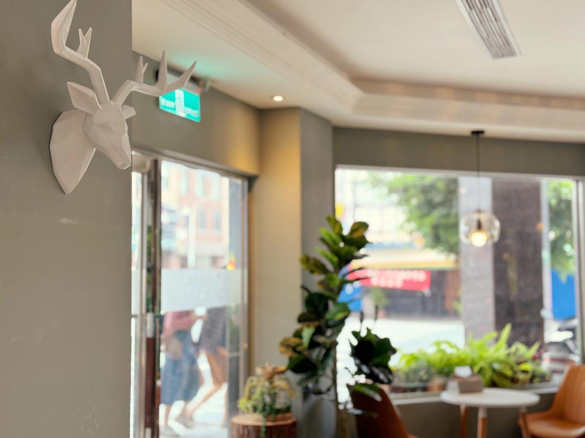 Finders Hotel Hualien Station Zewnętrze zdjęcie