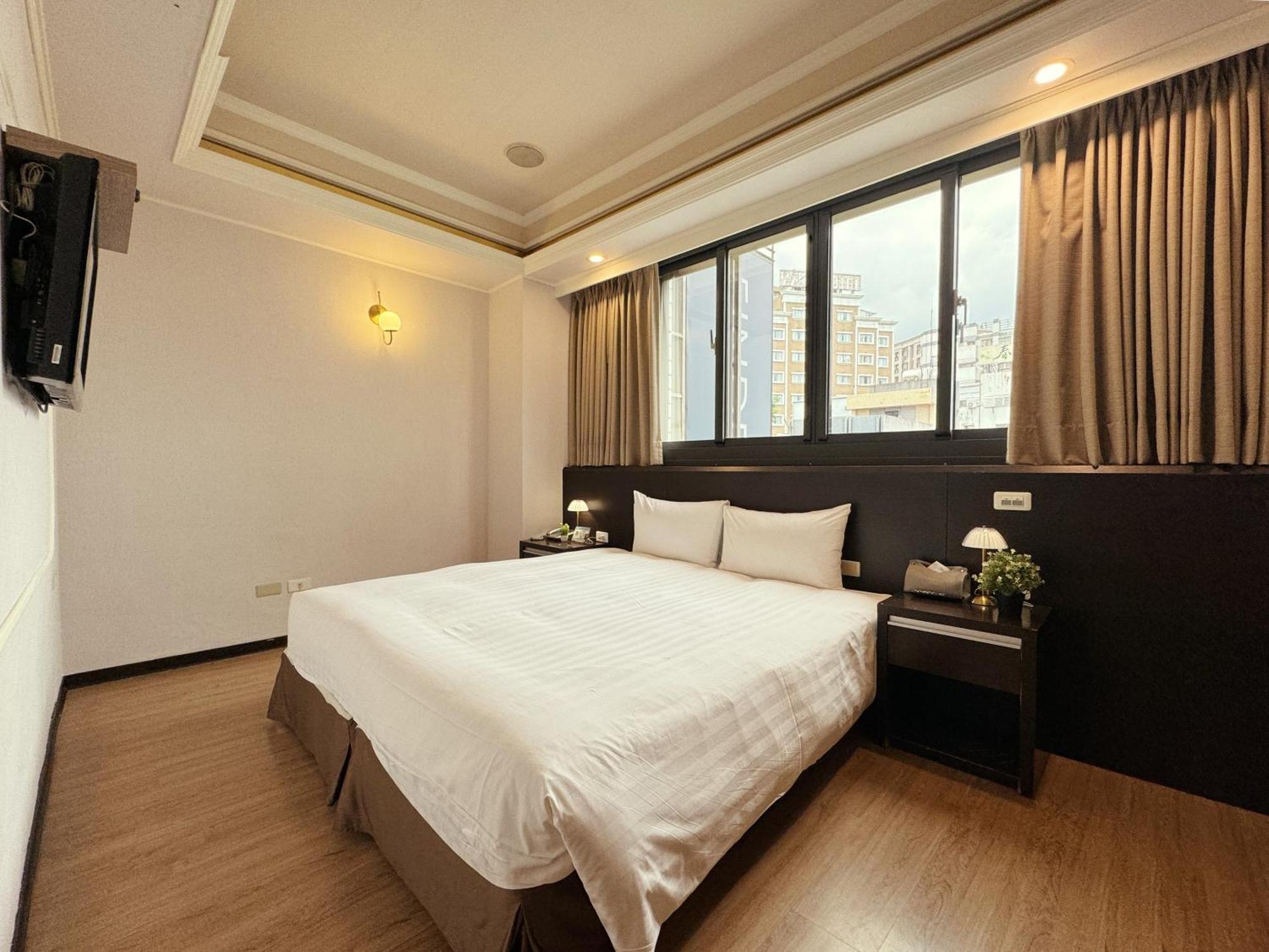 Finders Hotel Hualien Station Zewnętrze zdjęcie