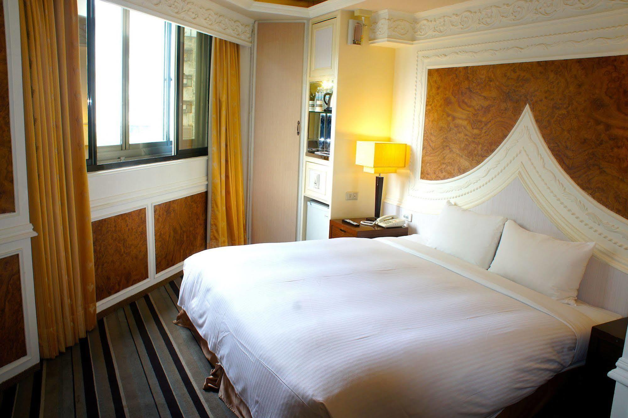 Finders Hotel Hualien Station Zewnętrze zdjęcie