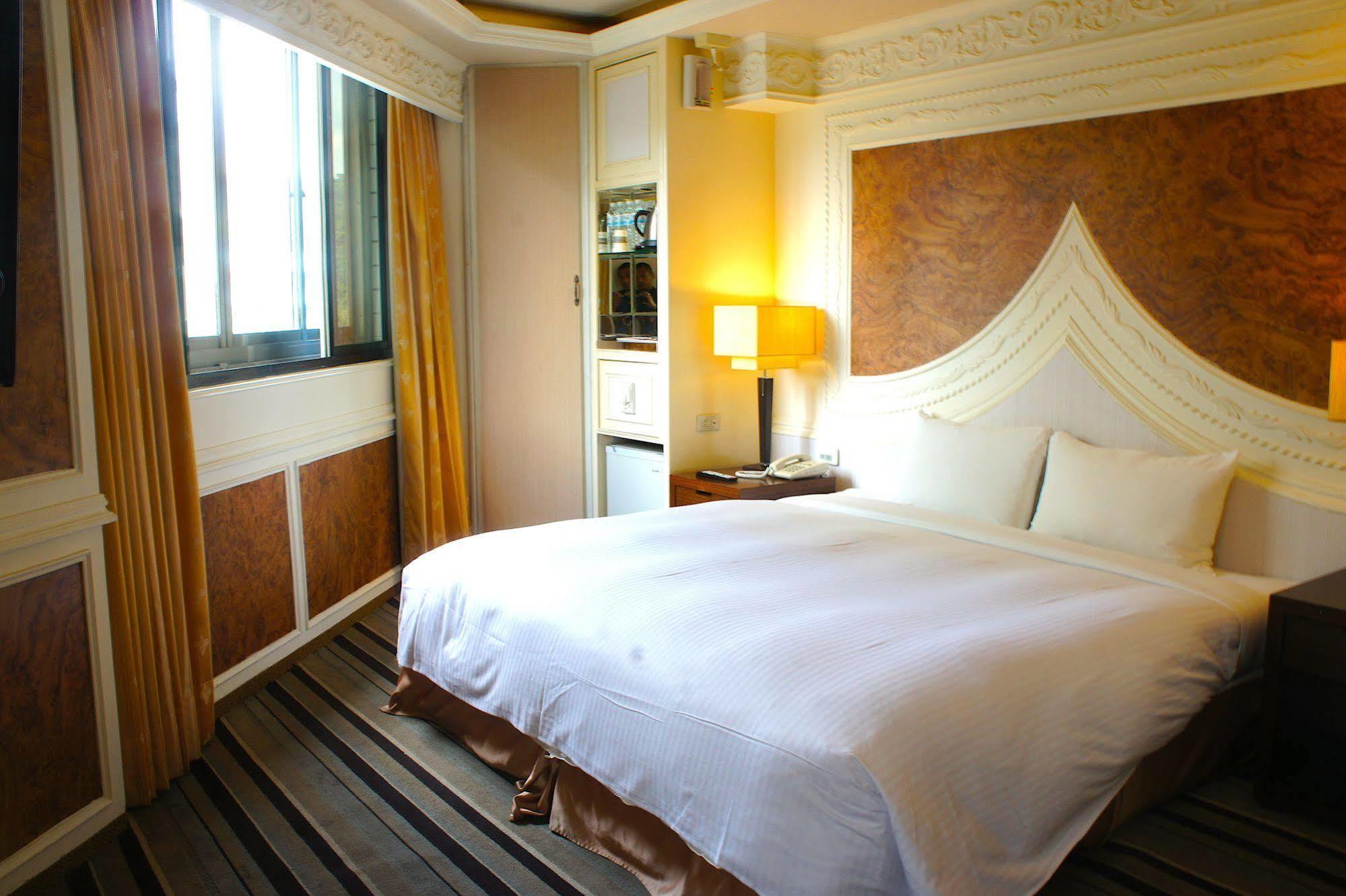 Finders Hotel Hualien Station Zewnętrze zdjęcie